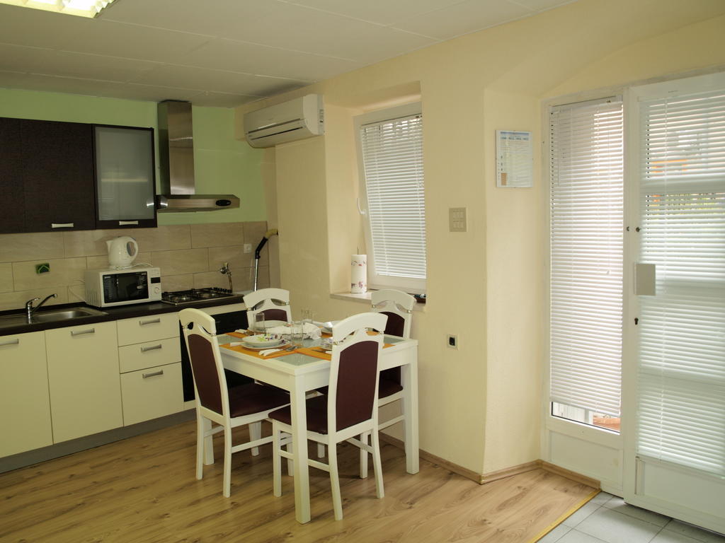 Apartment Skeja Split Bagian luar foto