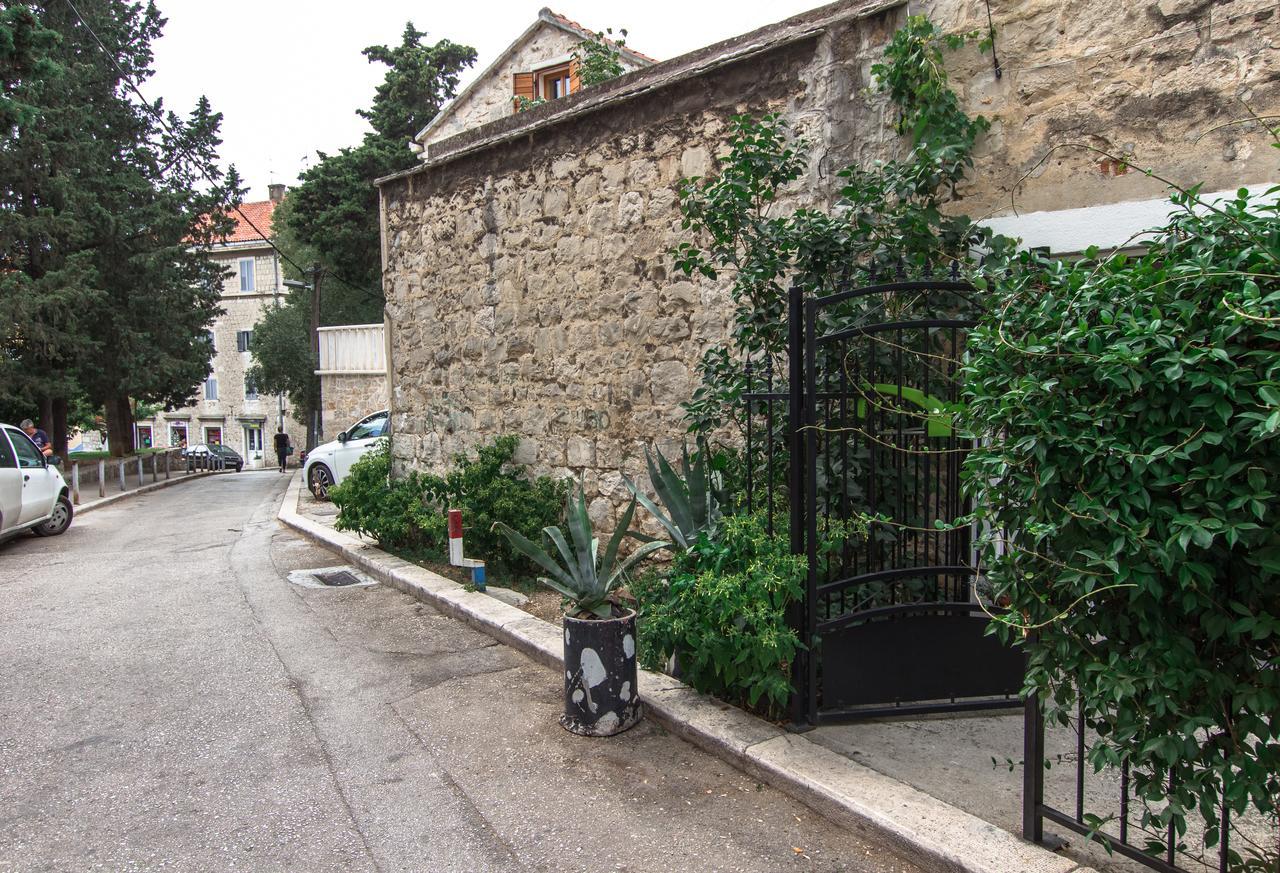 Apartment Skeja Split Bagian luar foto
