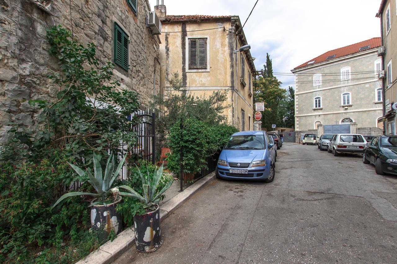 Apartment Skeja Split Bagian luar foto